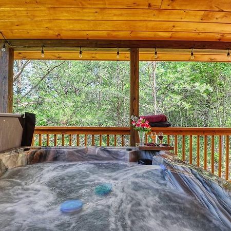 Adventure Retreat/Cabin/Pool+Hot Tub/Game Room+Theater Sevierville Εξωτερικό φωτογραφία