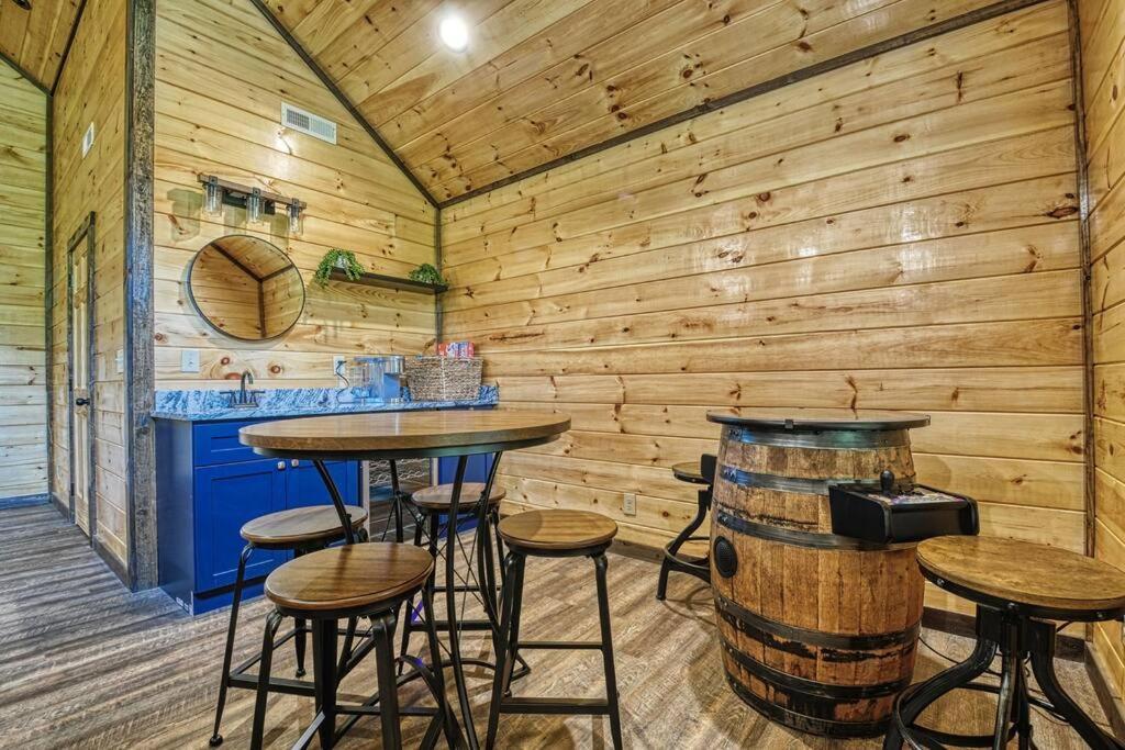 Adventure Retreat/Cabin/Pool+Hot Tub/Game Room+Theater Sevierville Εξωτερικό φωτογραφία