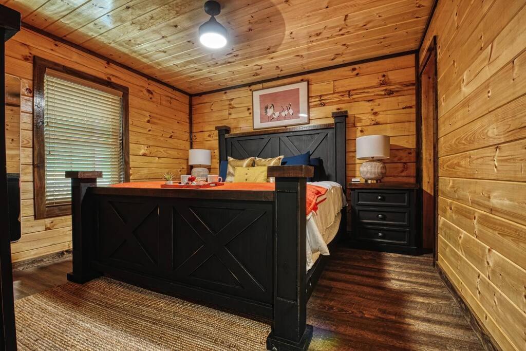 Adventure Retreat/Cabin/Pool+Hot Tub/Game Room+Theater Sevierville Εξωτερικό φωτογραφία
